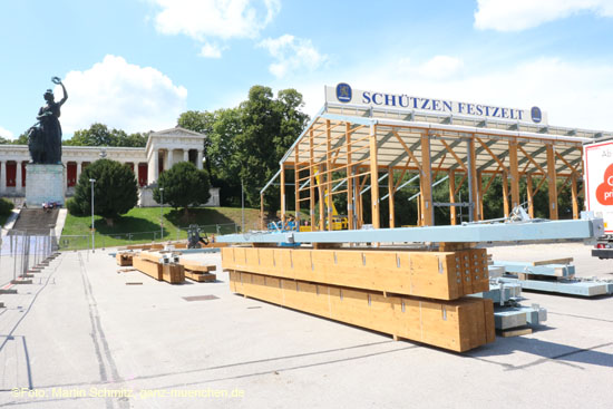 Blick auf die Bavaria von der Theresienwiese (©Foto: Martin Schmitz)